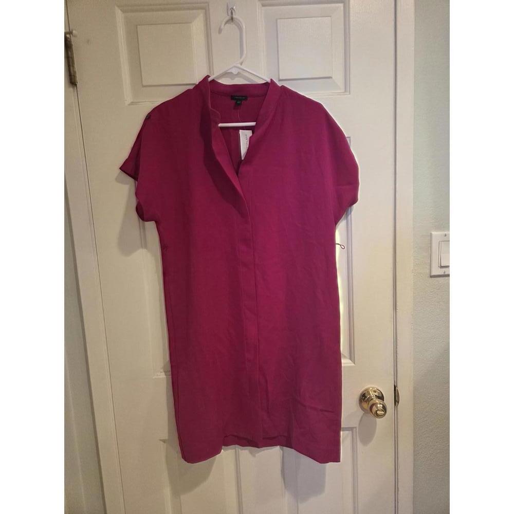 Ann taylor xs-  Simple Elegant Fuchsia Dress